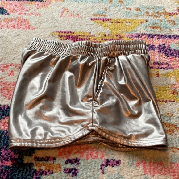 🕺🏻Women’s disco track shorts; metallic bronze XS - Picture 7 of 8